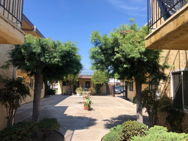 Photo - 333 Roosevelt St Unit #17