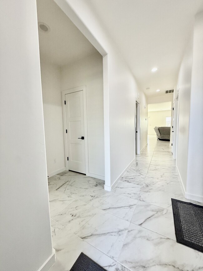 Photo - 15052 Destination Ave