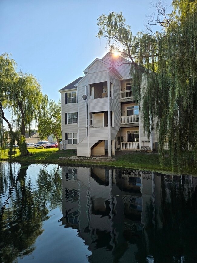 Photo - 149 N Waters Edge Dr Unit F