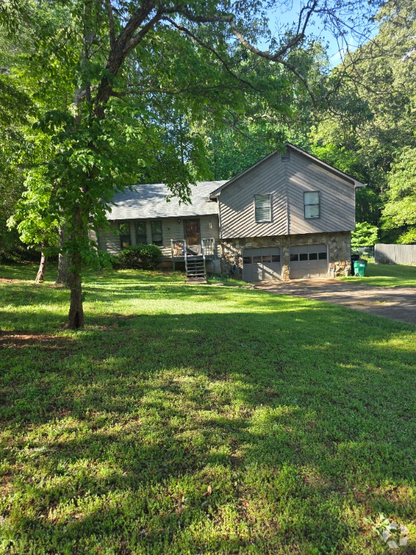 Building Photo - 207 Southfork Way Rental