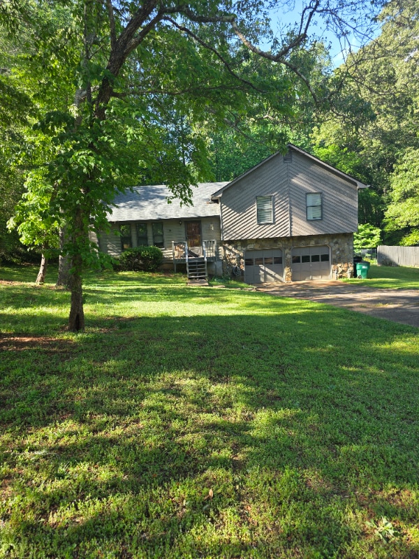 Photo - 207 Southfork Way House
