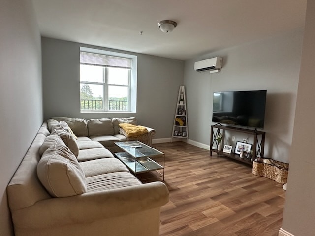 Photo - 27-37 Water St