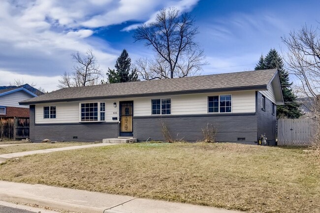 Building Photo - Recently Remodeled 4 bedroom, 2 bath Ranch...
