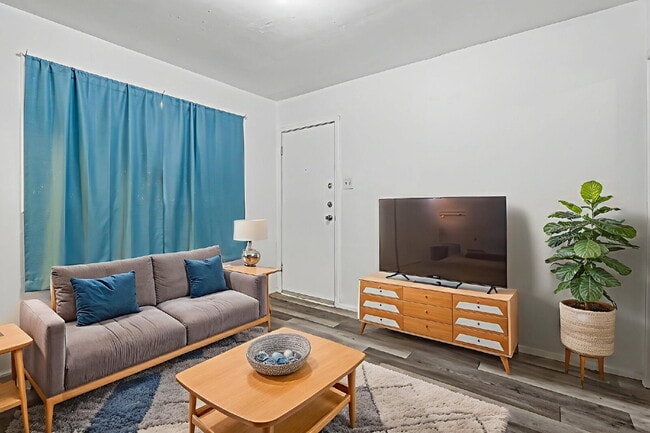 Photo - 79904$600 rent. Water and trash included in this 1 bedroom 1 bath apartment. Unit 4