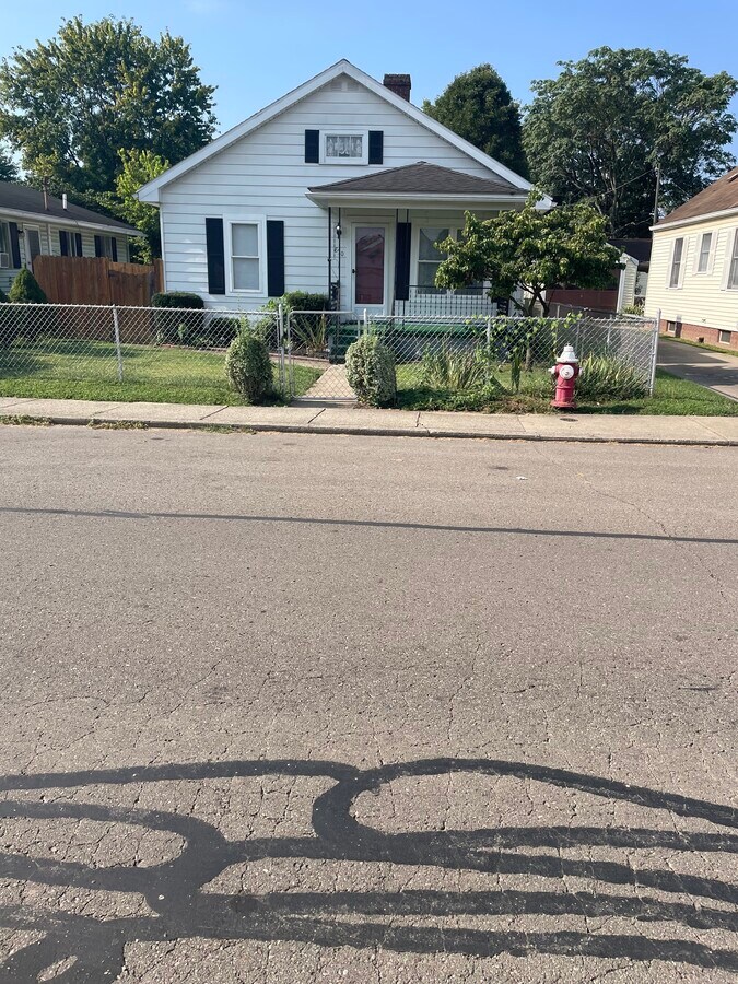 Photo - 850 Jefferson Ave