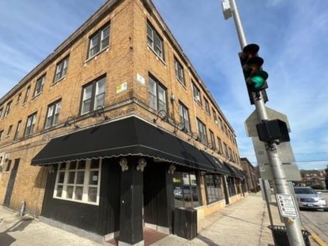 Building Photo - 7441 Randolph St Unit F