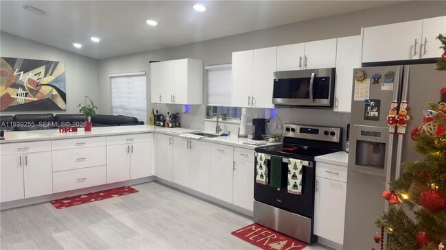 Photo - 2006 SE 14th Ct