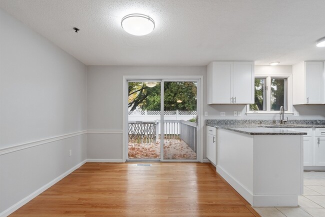 Photo - 148 Flower Ln Unit 16