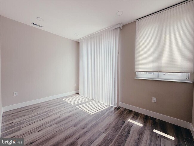 Photo - 2720 W Thompson St Unidad C