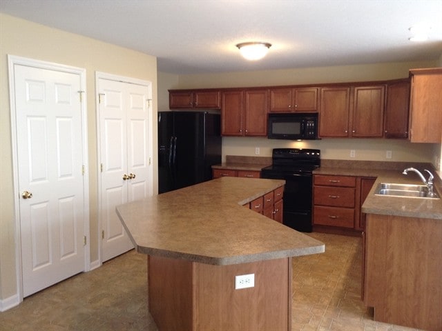 Photo - 962 Shephard Woods Ct