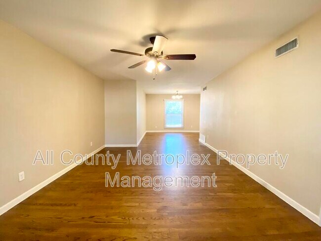 Photo - 9560 Mercer Dr
