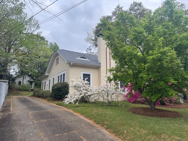 Photo - 244 Payne St