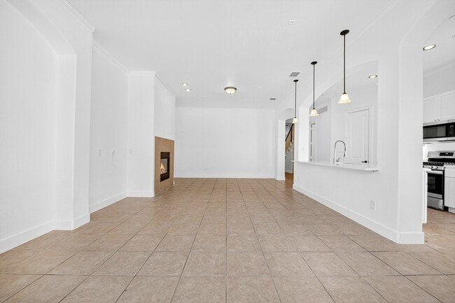 Photo - 8376 Library Street