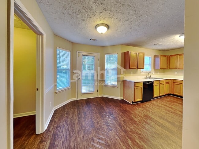 Photo - 1215 Wilkes Crest Dr