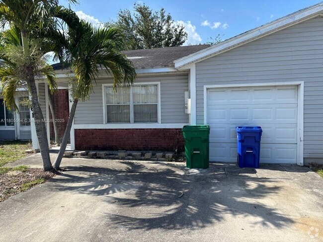 Building Photo - 9761 W Heather Ln Rental