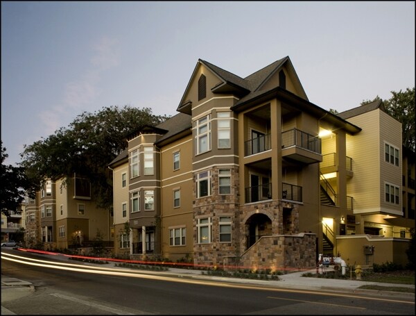 Now Leasing- 3BR/3BA Townhouse at the Estates at Sorority Row - The Estates at Sorority Row Apartments Unit 307