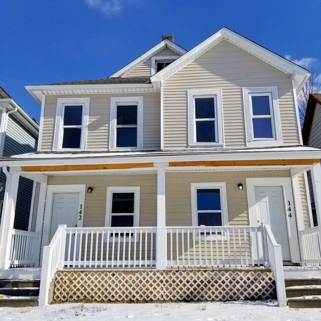 Building Photo - 142-144 West Park Avenue Unit 142