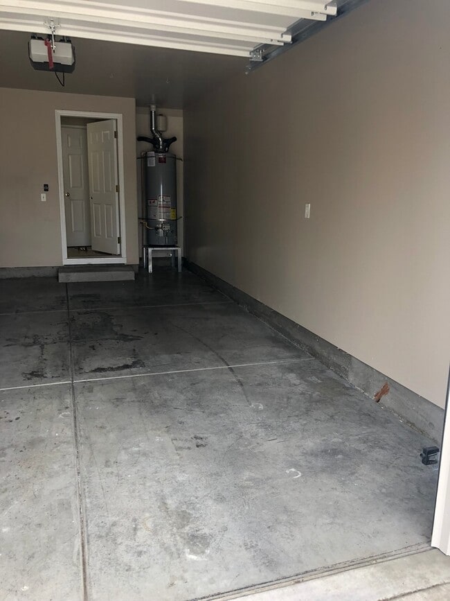 Photo - R1210 SW Sun Glo Dr Unit R1210