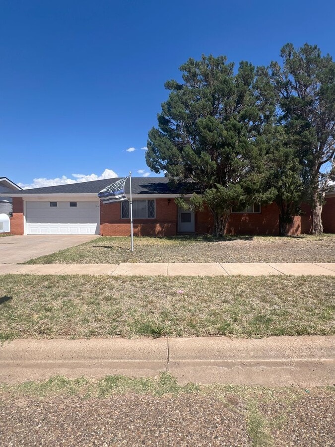 Photo - 121 Sasser Dr House