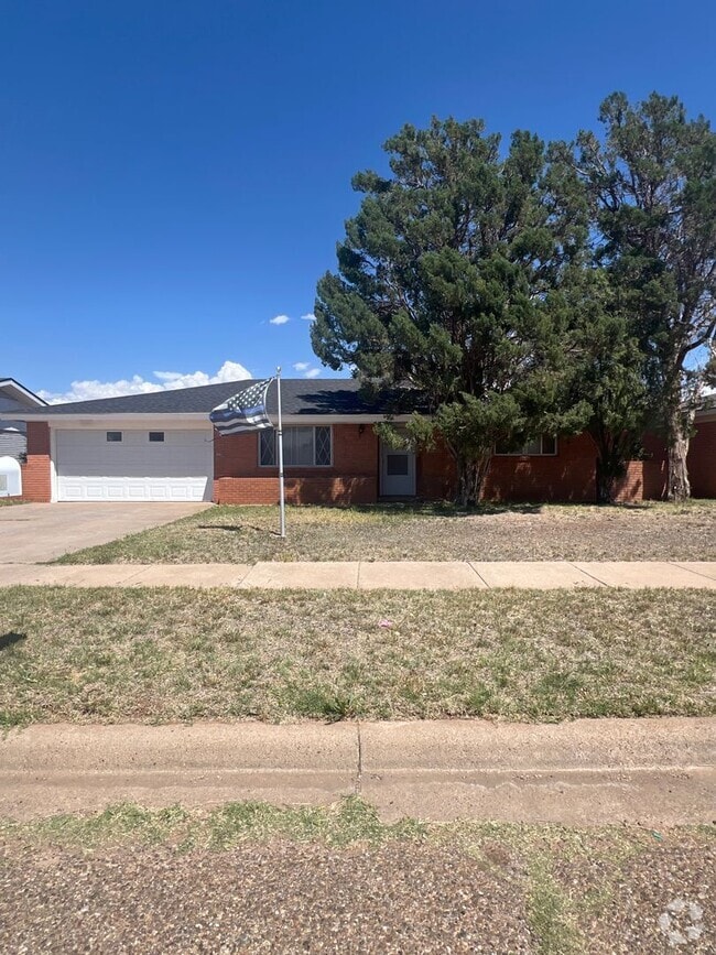 Building Photo - 121 Sasser Dr Rental