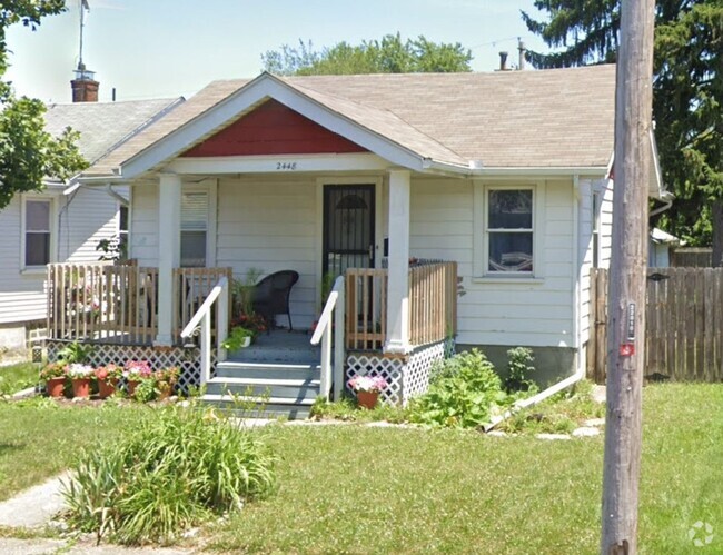 Building Photo - Cozy 2 Bedroom Ranch Rental