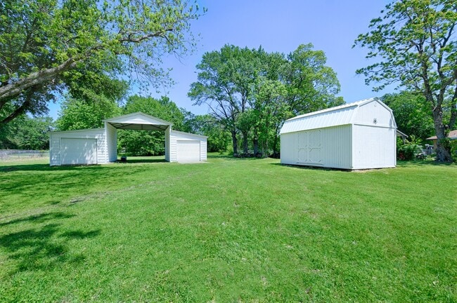 Photo - 120 Janice Ln