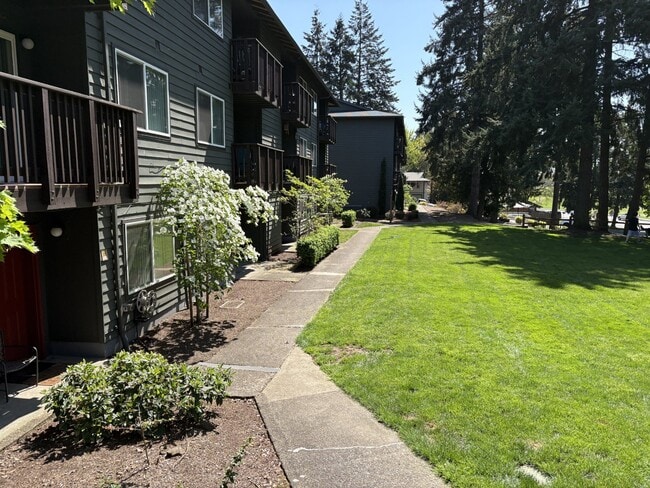 Photo - 17400 Webster Rd Unit 27