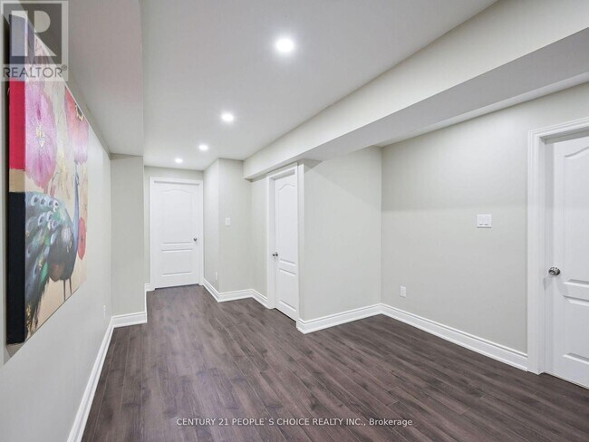 Photo - 7512 St Barbara Blvd