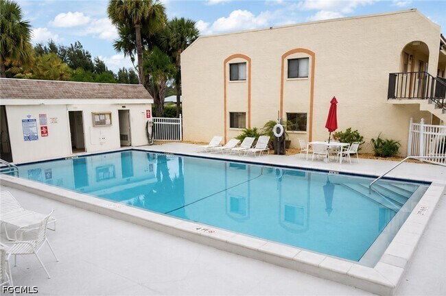 Photo - 16341 Dublin Cir Unit 105
