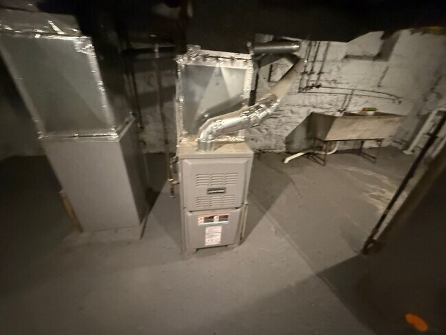 Photo - *Friendly Road, LLC 3404-3406 Walton Ave Unit Lower