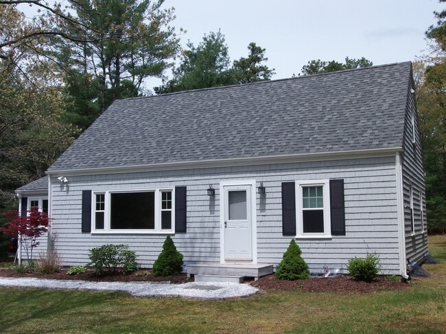 Building Photo - 2780 Falmouth Rd Rental