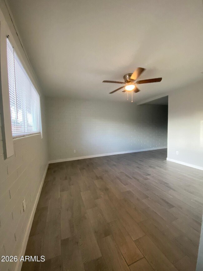 Photo - 1321 N 48th Pl Unidad 2