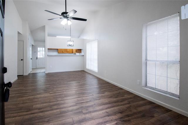 Photo - 705 Denmark Dr