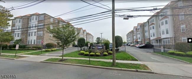 Photo - 102 E Elizabeth Ave Unit 406