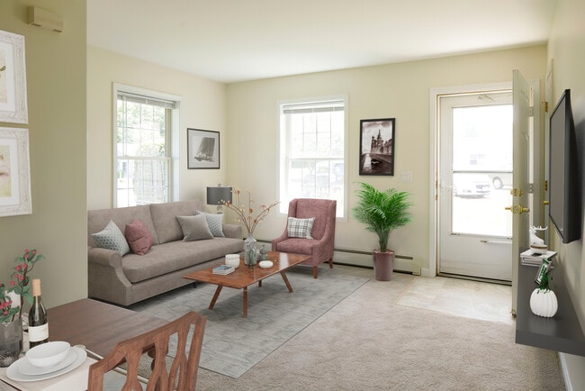 1-Bd. Living Room