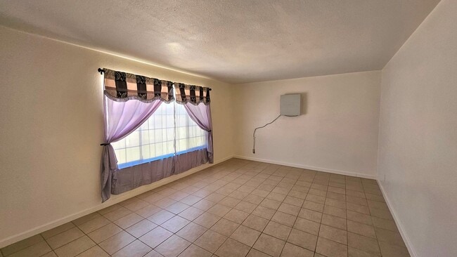 Photo - Charming and Comfortable - 4bd / 2bth - Move In Ready Home! Natural Gas and Sewer!