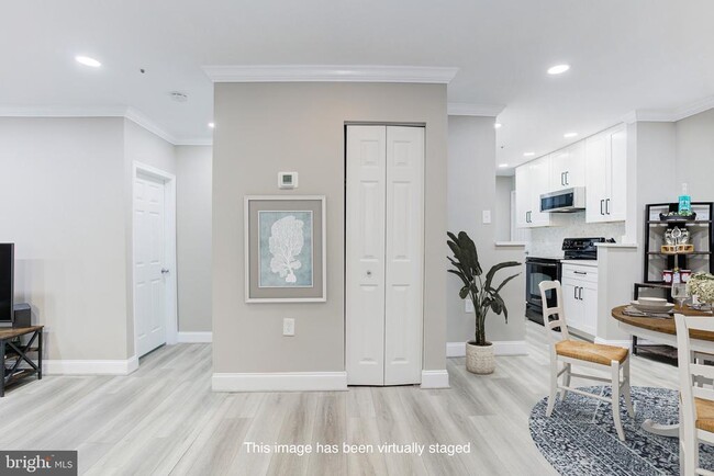 Photo - 273 S Pickett St Unit 101