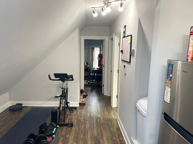 Photo - 2824 N Ridgeway Ave Unit 3