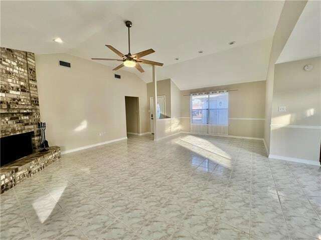 Photo - 107 Dixie Cir