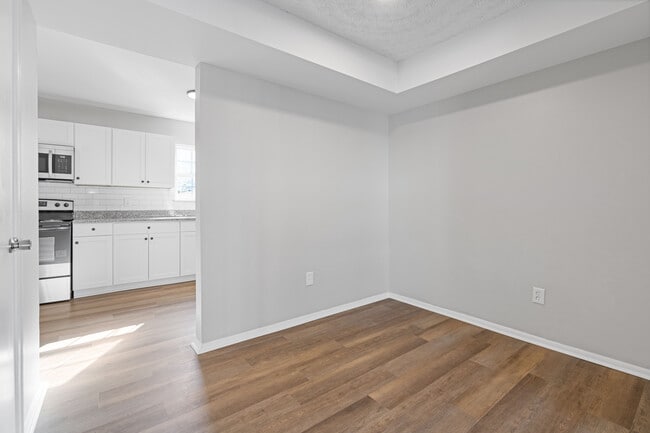 Photo - 405 Harbour North Dr