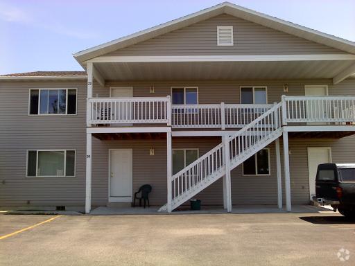 Building Photo - Available today! 3 Bedroom in 4-plex Rental