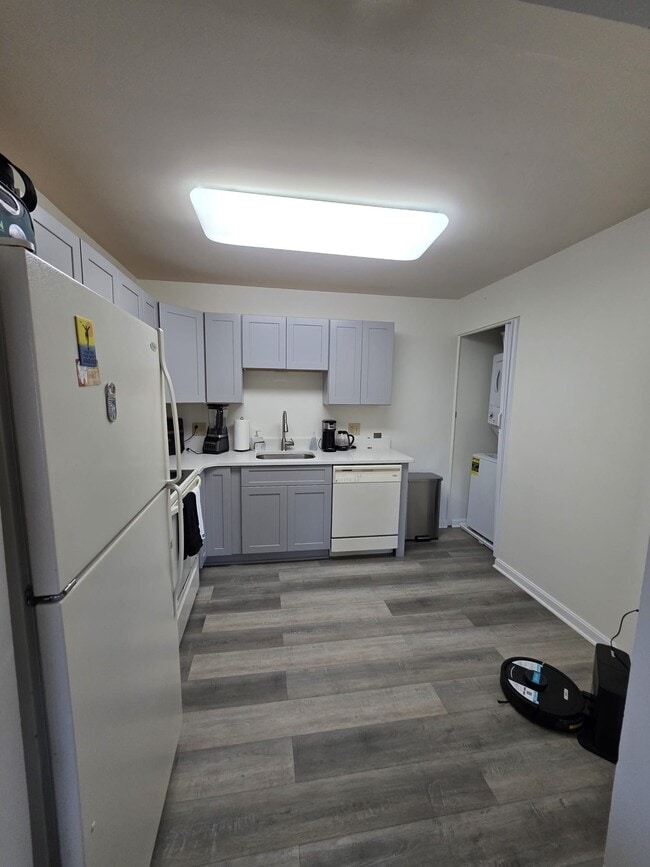 Building Photo - 5701 Lavender Plaza Unit A