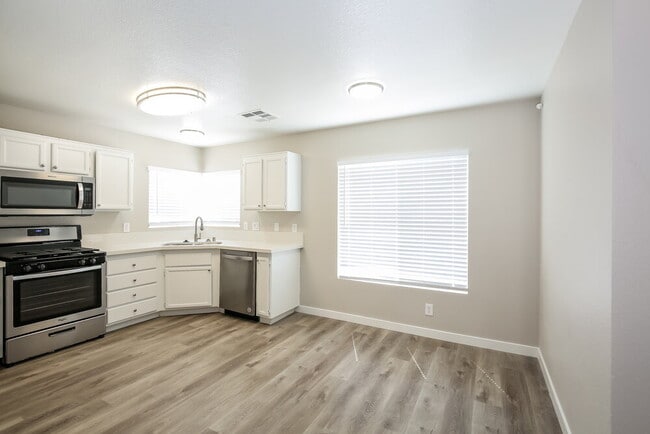 Photo - 3227 W Verde Way