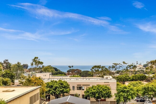 Photo - 3 Bed 3 Bath Ocean View, Penthouse "Mark Singer" Residence in Downtown Laguna Beach