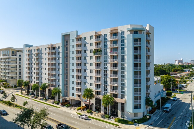 2350 SW 27th Ave - Gibraltar Apartments