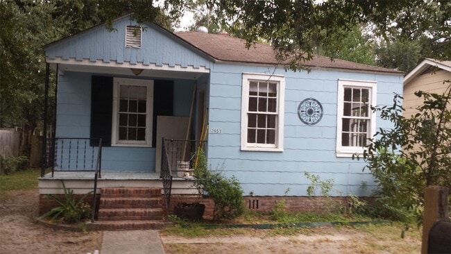 Building Photo - 2653 Harvey Ave