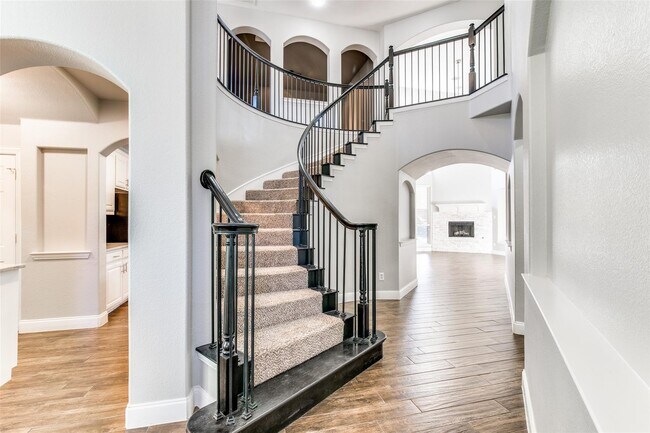 Photo - 1810 Red Cedar Trl