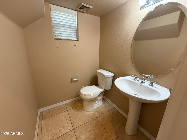 Photo - 1120 S Ash Ave