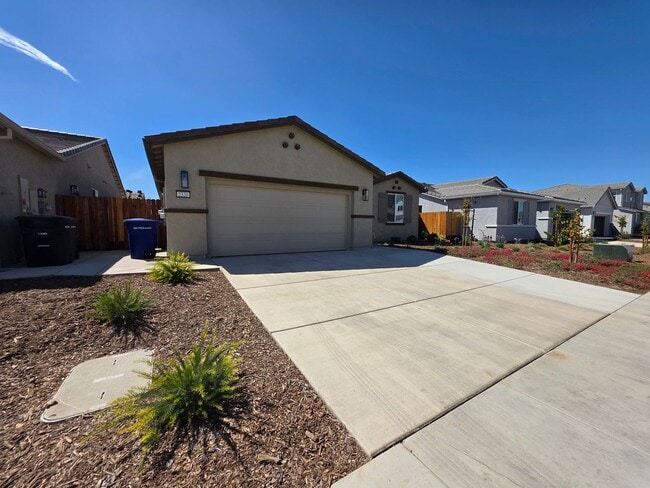 2320 Ryder Ln