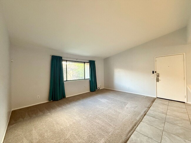 Photo - AVAILABLE NOW!! Upstairs 2 Bedroom 2 Bathroom Condo in Cathedral City!! Unit 2912